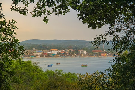 Porto Naturale di Trincomalee