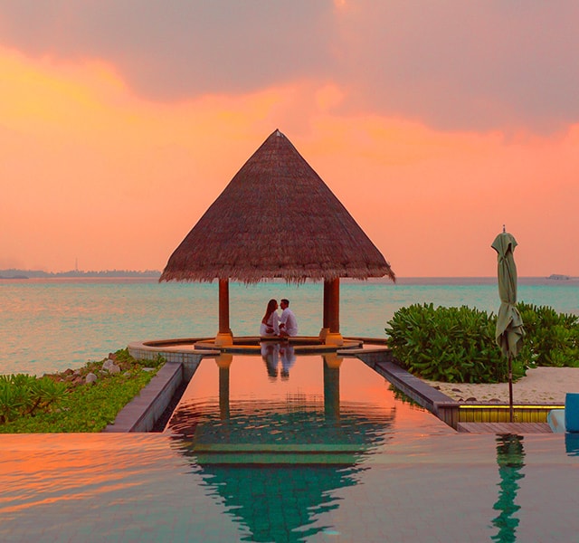 bacio al tramonto maldive