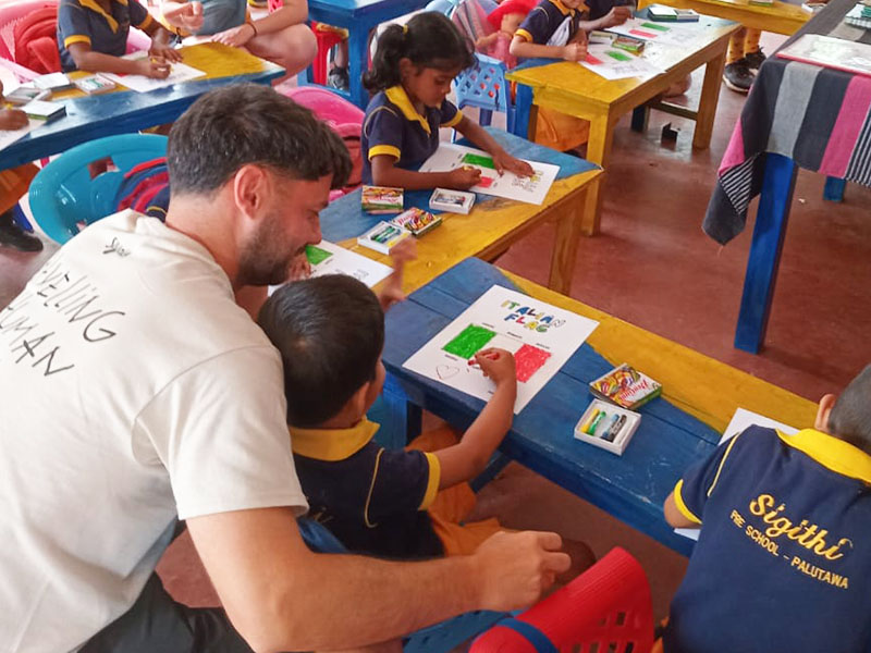 sostenere scuola in srilanka
